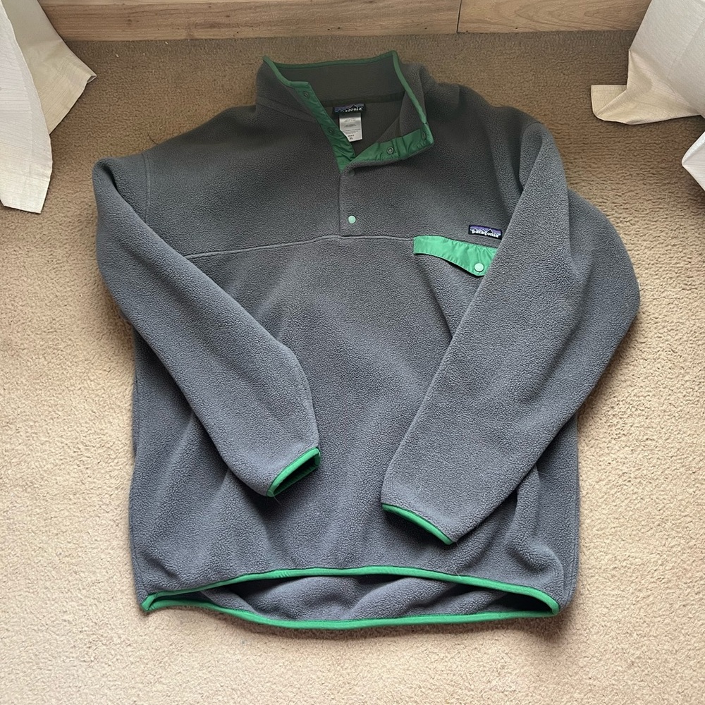 Patagonia Gray Fleece Pullover with Green Trim